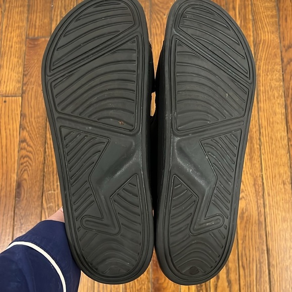 Floopi Sandals - Picture 3 of 3